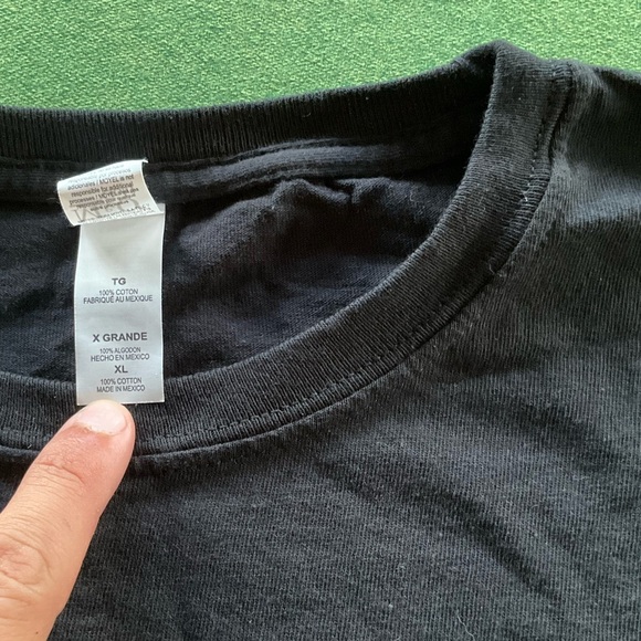 Miami Heat black red T-shirt new unused XL nba basketball Tee short sleeve - Picture 3 of 3